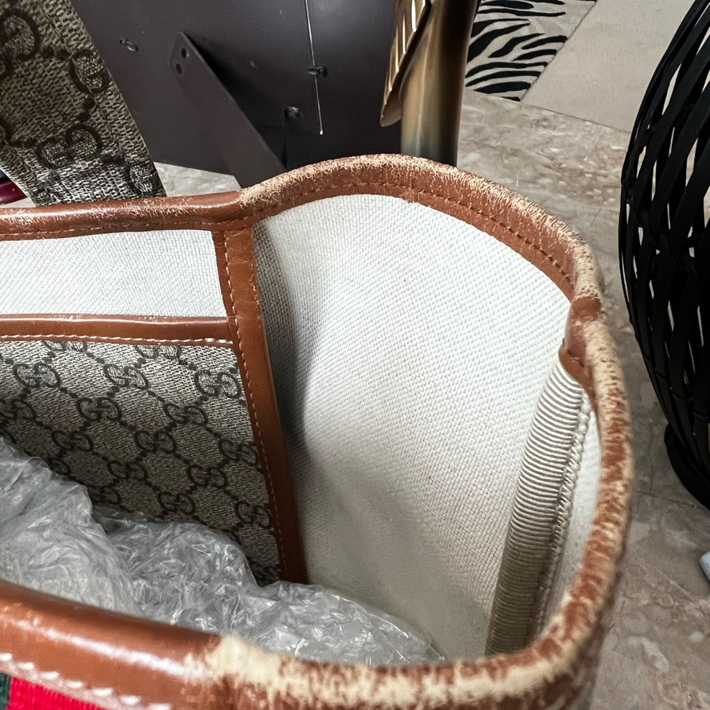 Gucci monogram tote - Picture 7 of 13